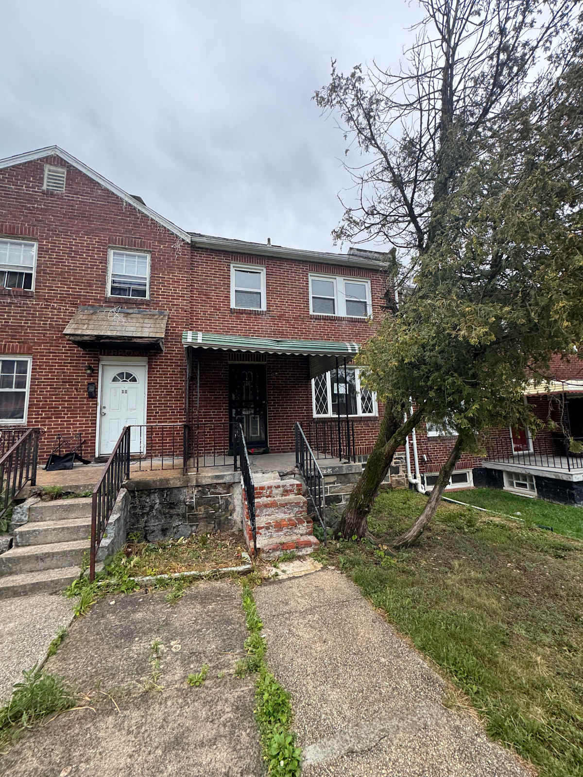 Property photo: 13 S Rosedale St