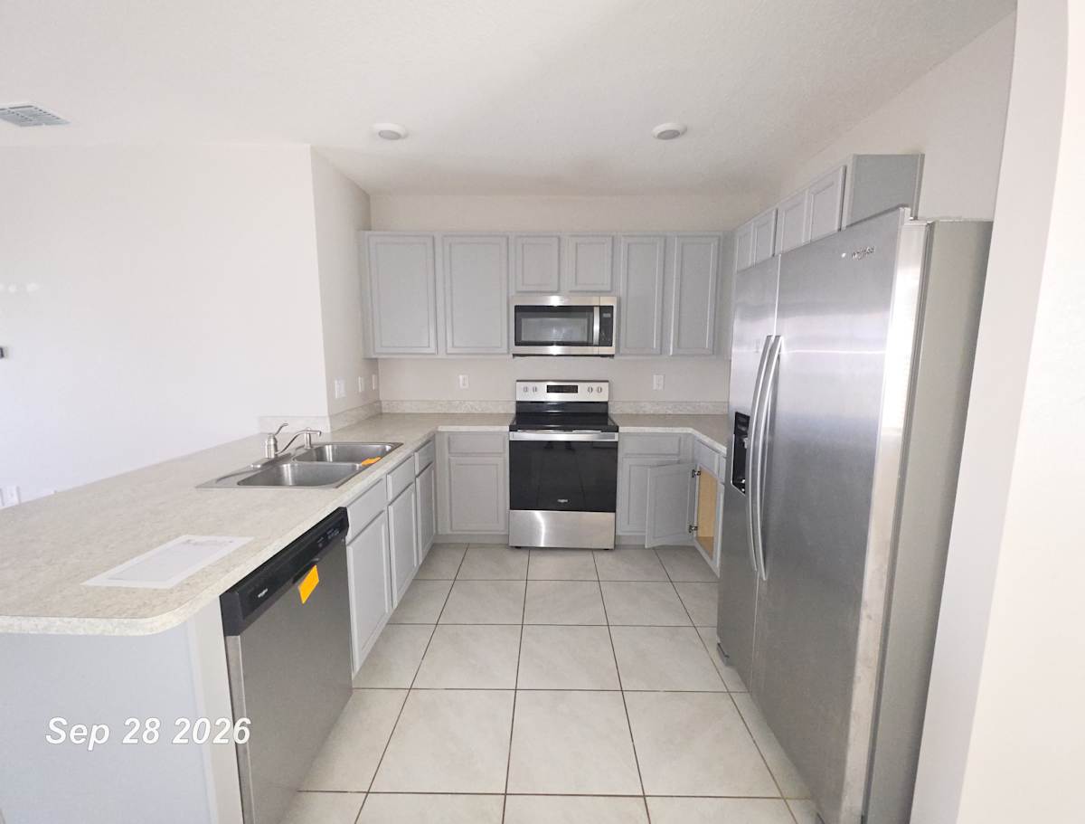 735 Chinoy Rd photo 3