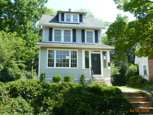 Property photo: 11 Lincoln Pl