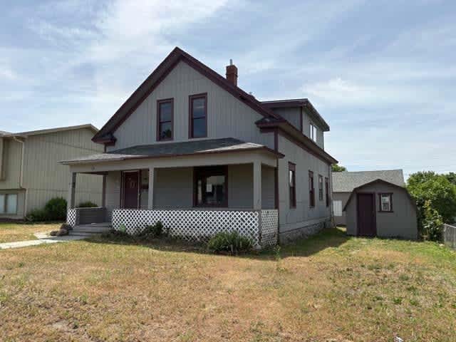 Property photo: 608 E Providence Ave