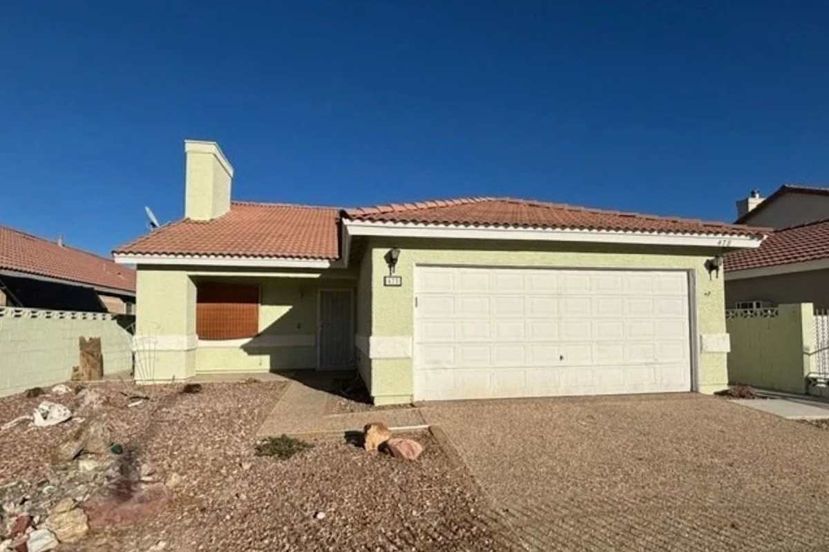 Property photo: 478 Searchlight Dr