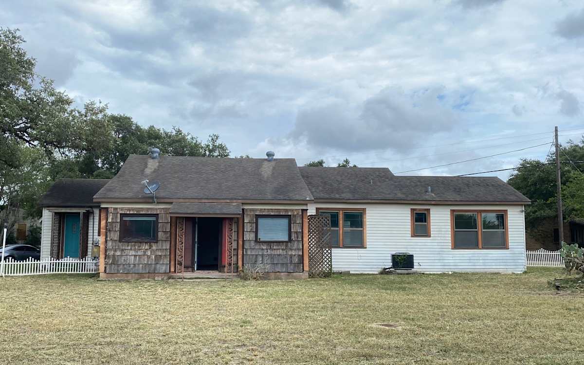 HUD Homes for Sale Search HUD Homes Listings Bid on HUD Homes