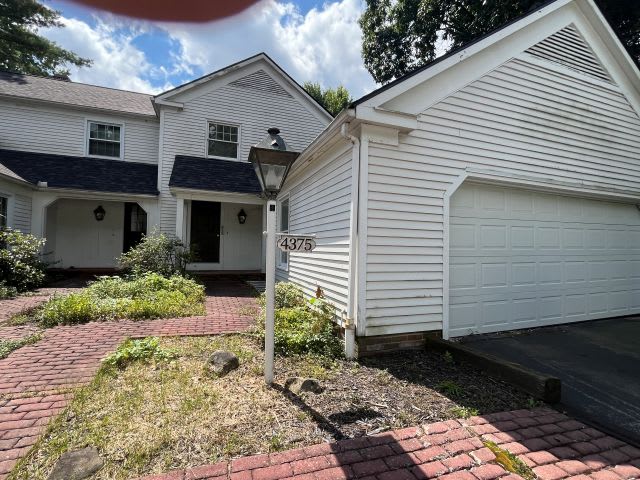 Property photo: 4375 Devonshire Dr