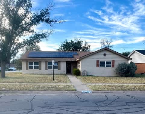 Property photo: 3332 Camarie Ave