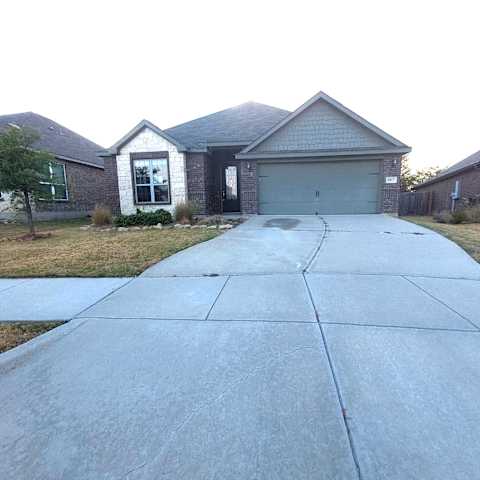 Single Family Home 3BR 2BA - 4917 Beaver Creek Ave, Denton, TX