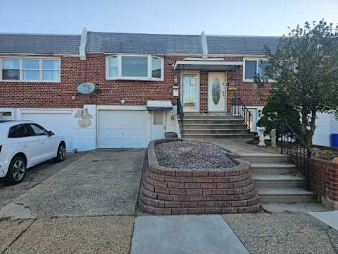 Single Family Home 2BR 1BA - 3315 Elliston Cir, Philadelphia, PA