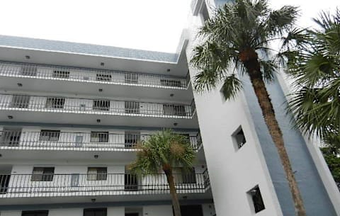 Condo 2BR 2BA - 7770 Tahiti Lane #208, Lake Worth, FL