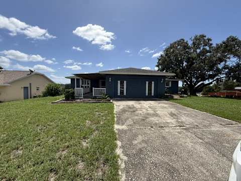 Single Family Home 4BR 4BA - 848 Wildabon Ave, Lake Wales, FL