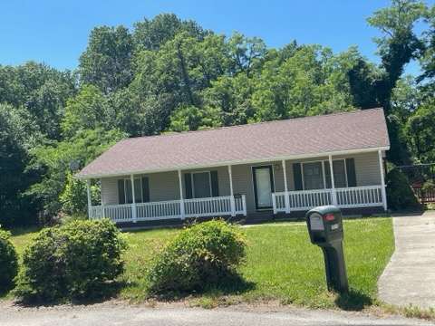 Single Family Home 3BR 2BA - 25690 Meadow Rd, Worton, MD