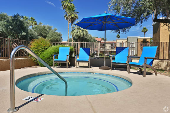 Autumn Creek Apartments Apartment and Community Amenities