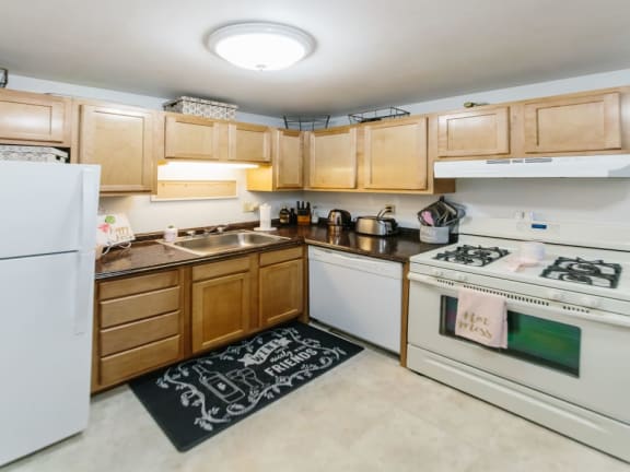 Apartments in Oakland, Pittsburgh | University Commons