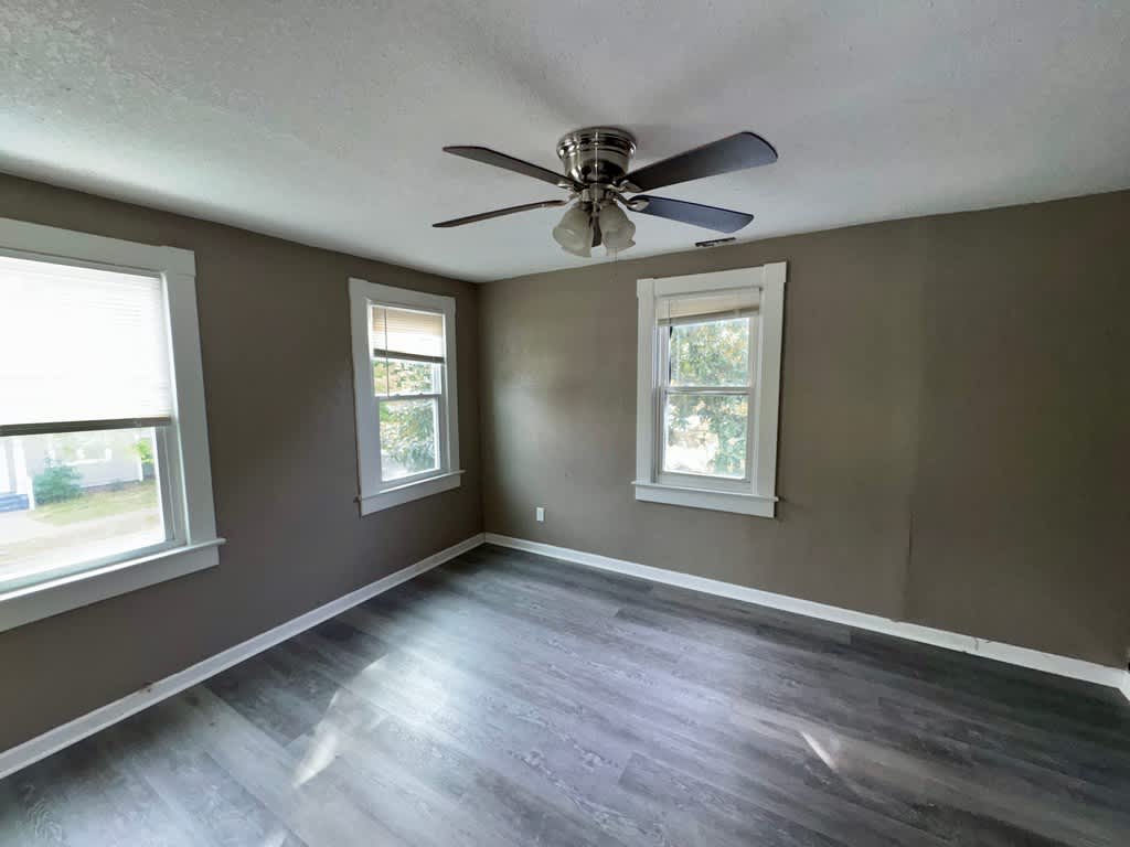 2212 Des Moines Ave photo