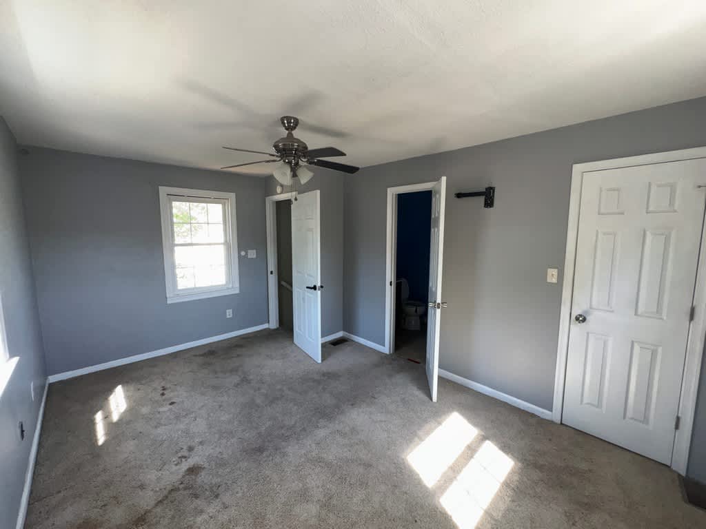 1800 Portlock Rd photo