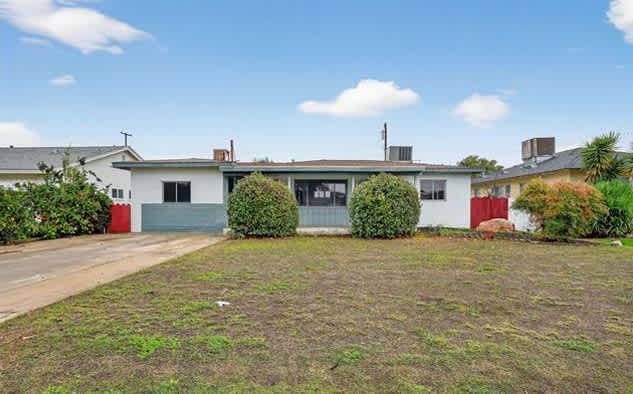 Photograph of 278 Walnut St, Shafter, CA 93263