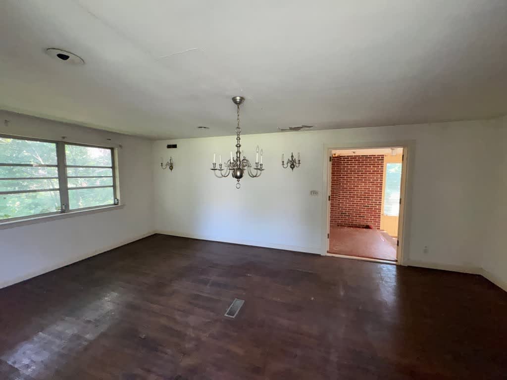 1507 Buckingham Avenue photo
