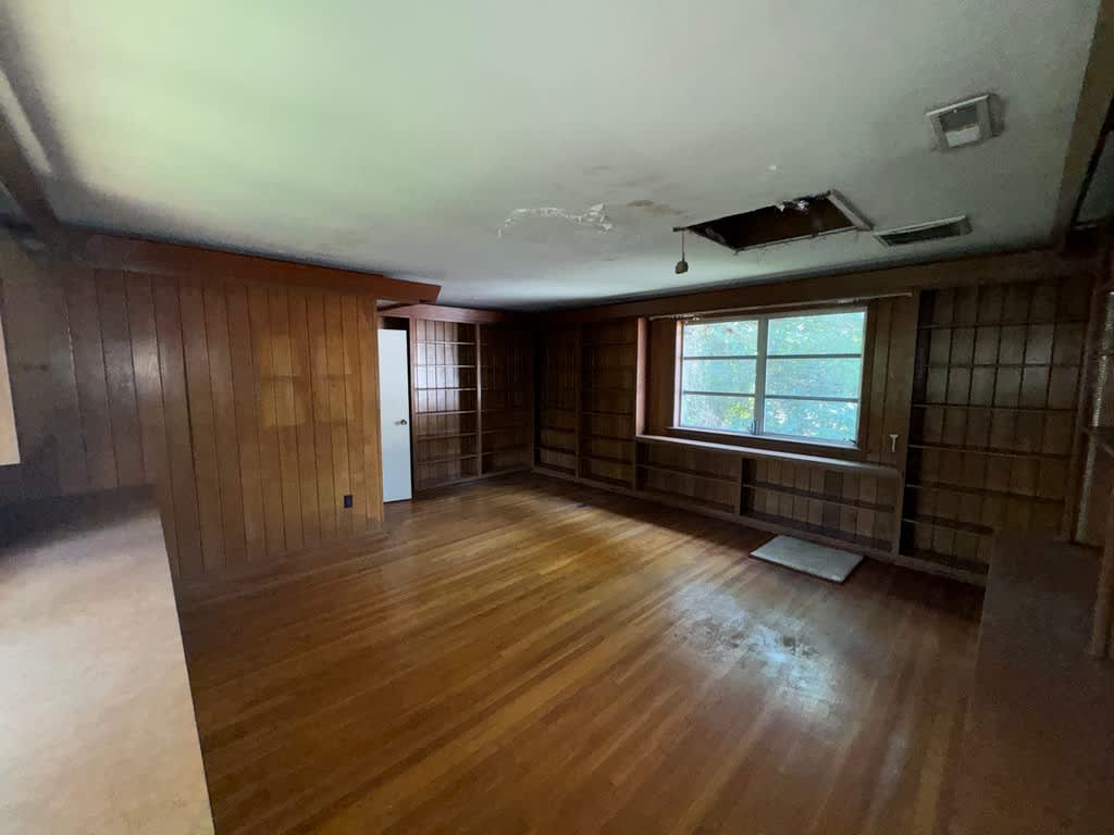 1507 Buckingham Avenue photo