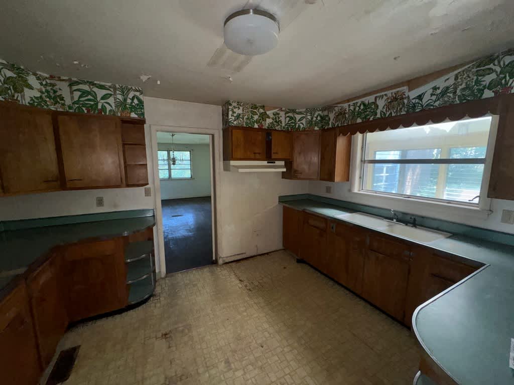 1507 Buckingham Avenue photo