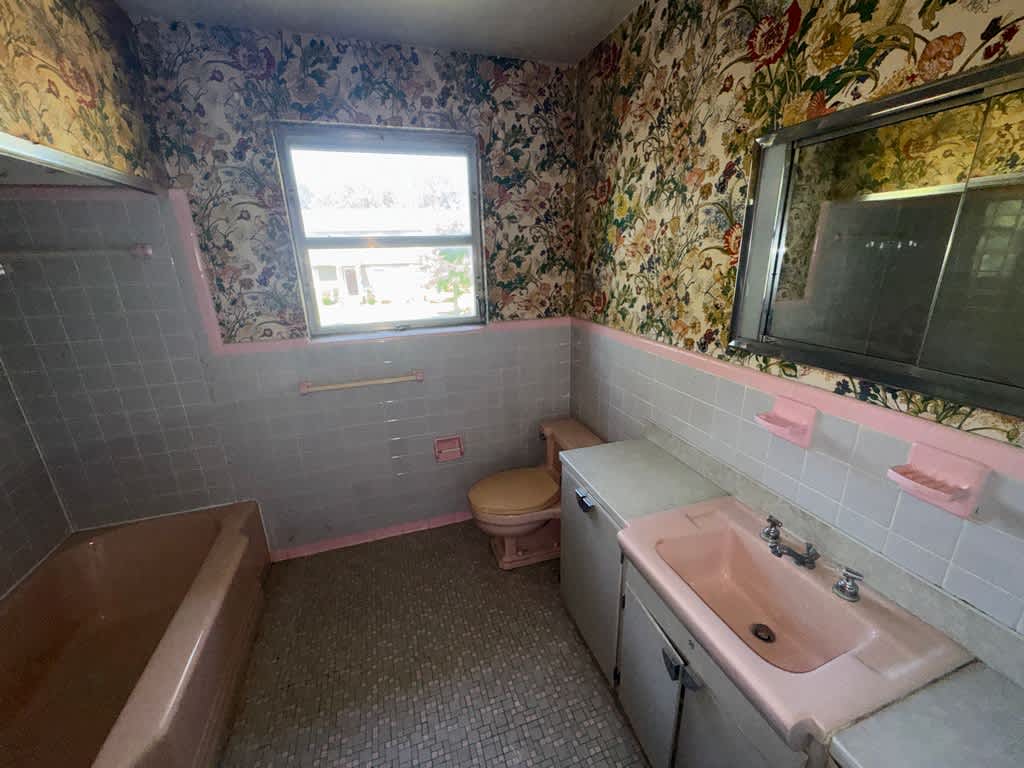 1507 Buckingham Avenue photo