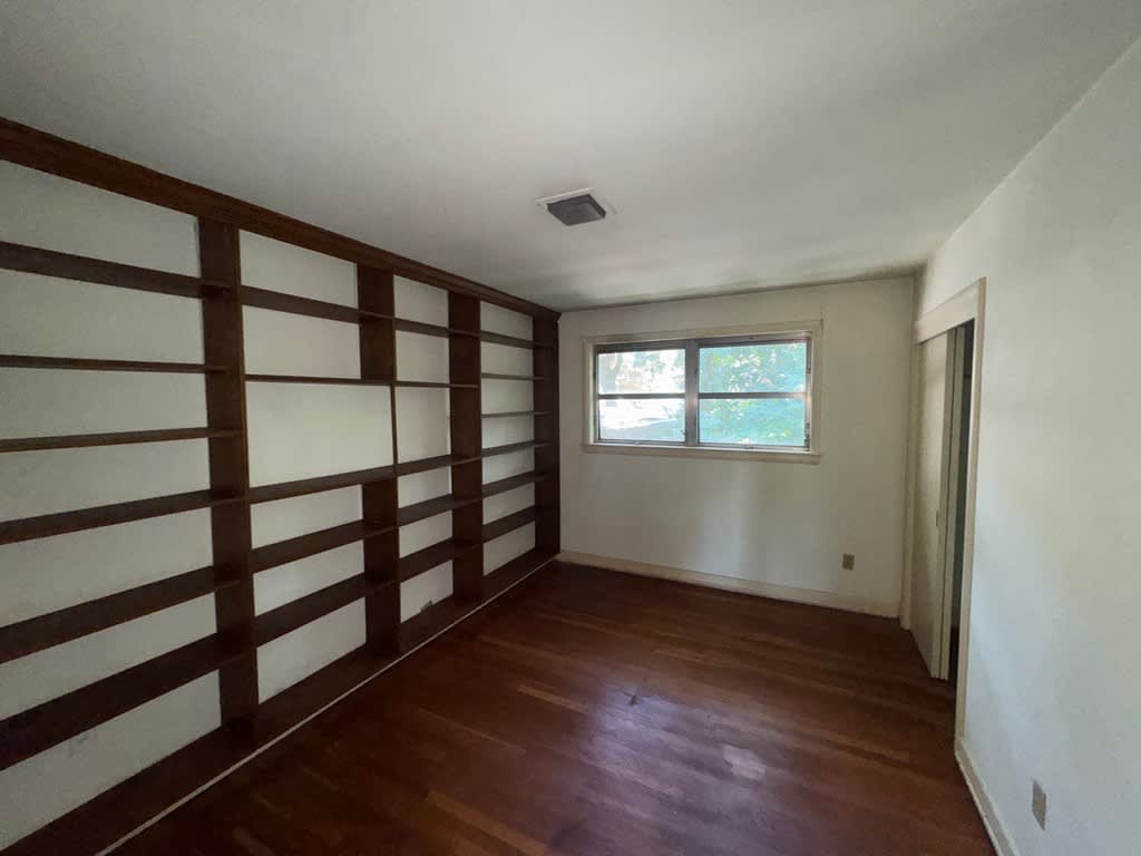 1507 Buckingham Avenue photo
