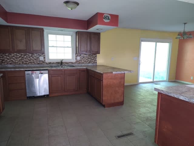 7398 N Prairie Rd photo