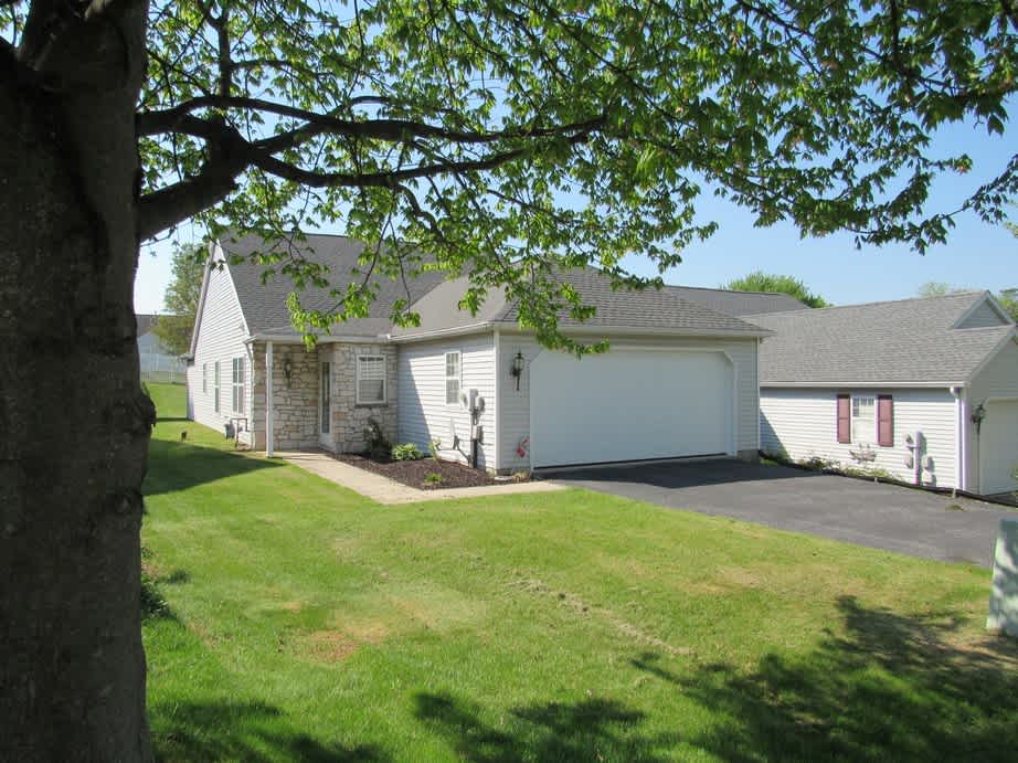 Photograph of 777 Blossom Hill Ln, Dallastown, PA 17313