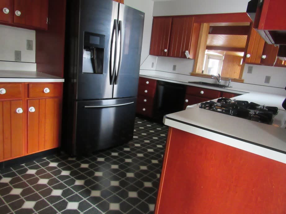 378 Woodland View Dr photo