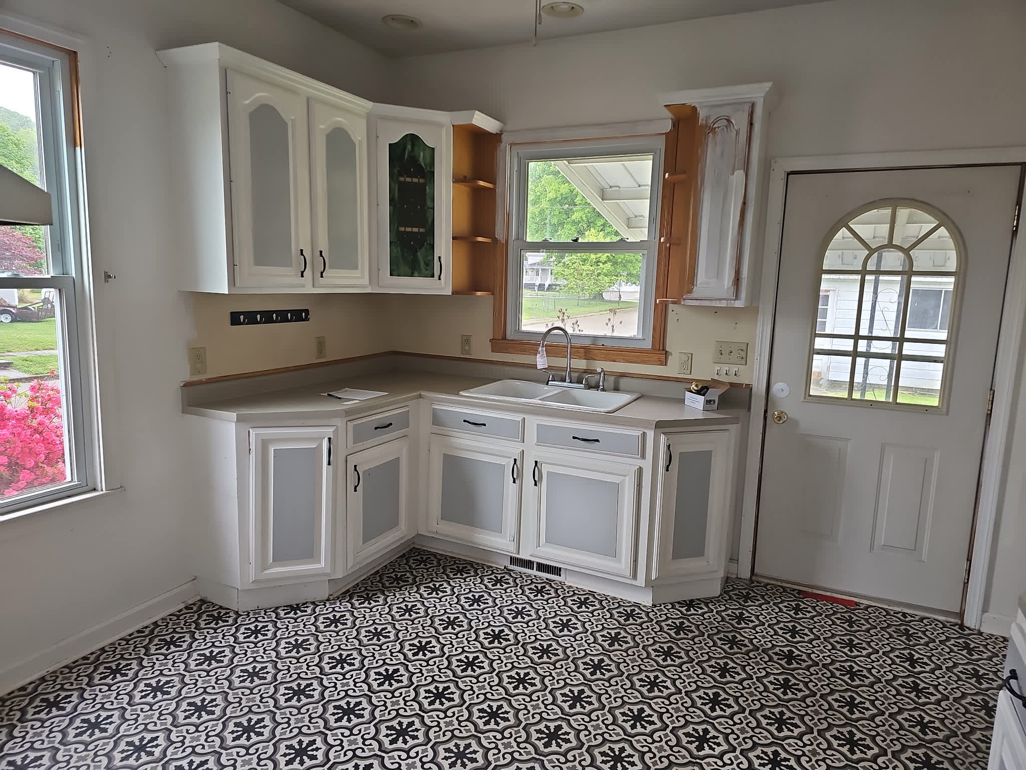 412 6th St photo