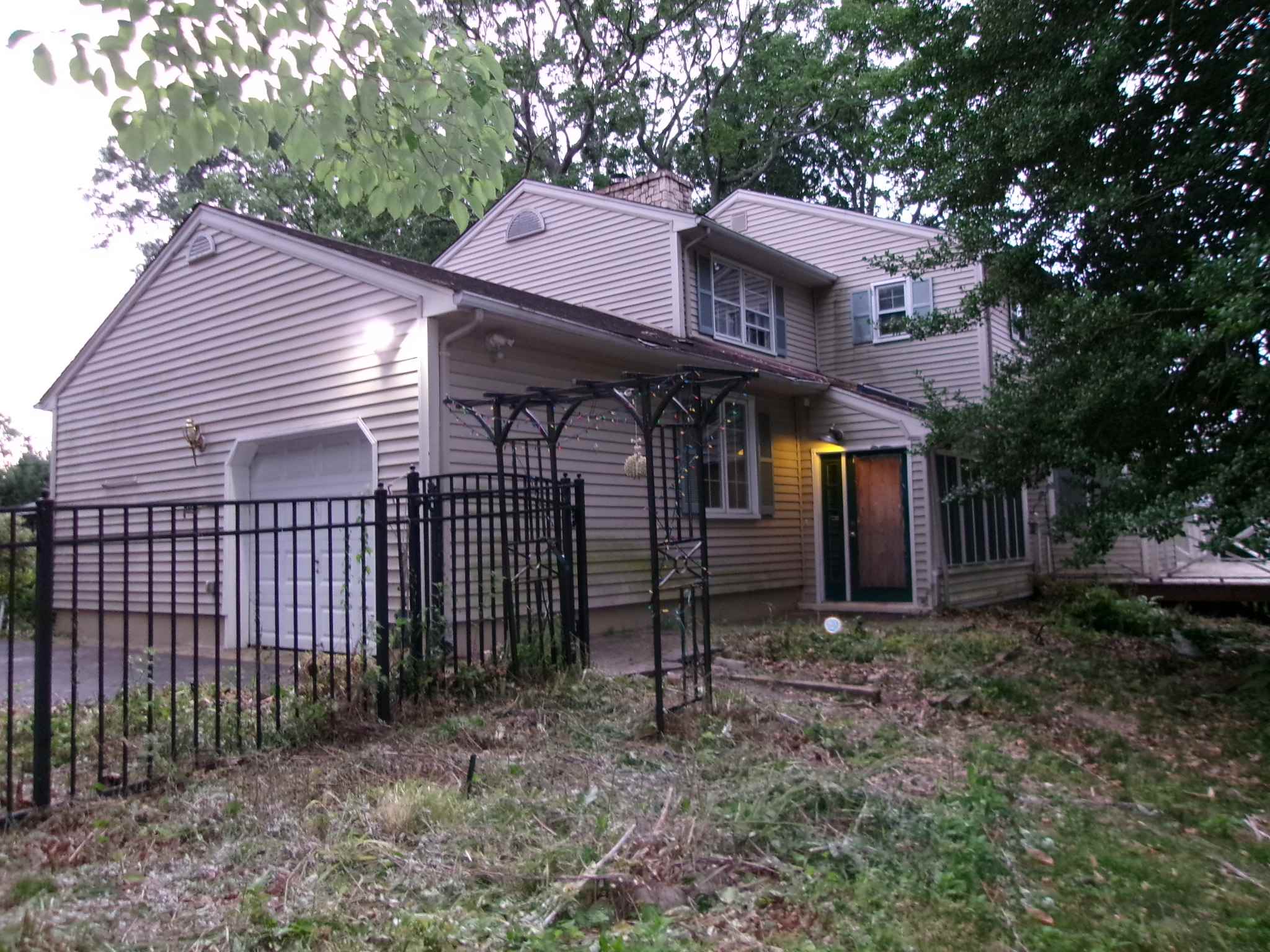 852 Glenwood Cir photo