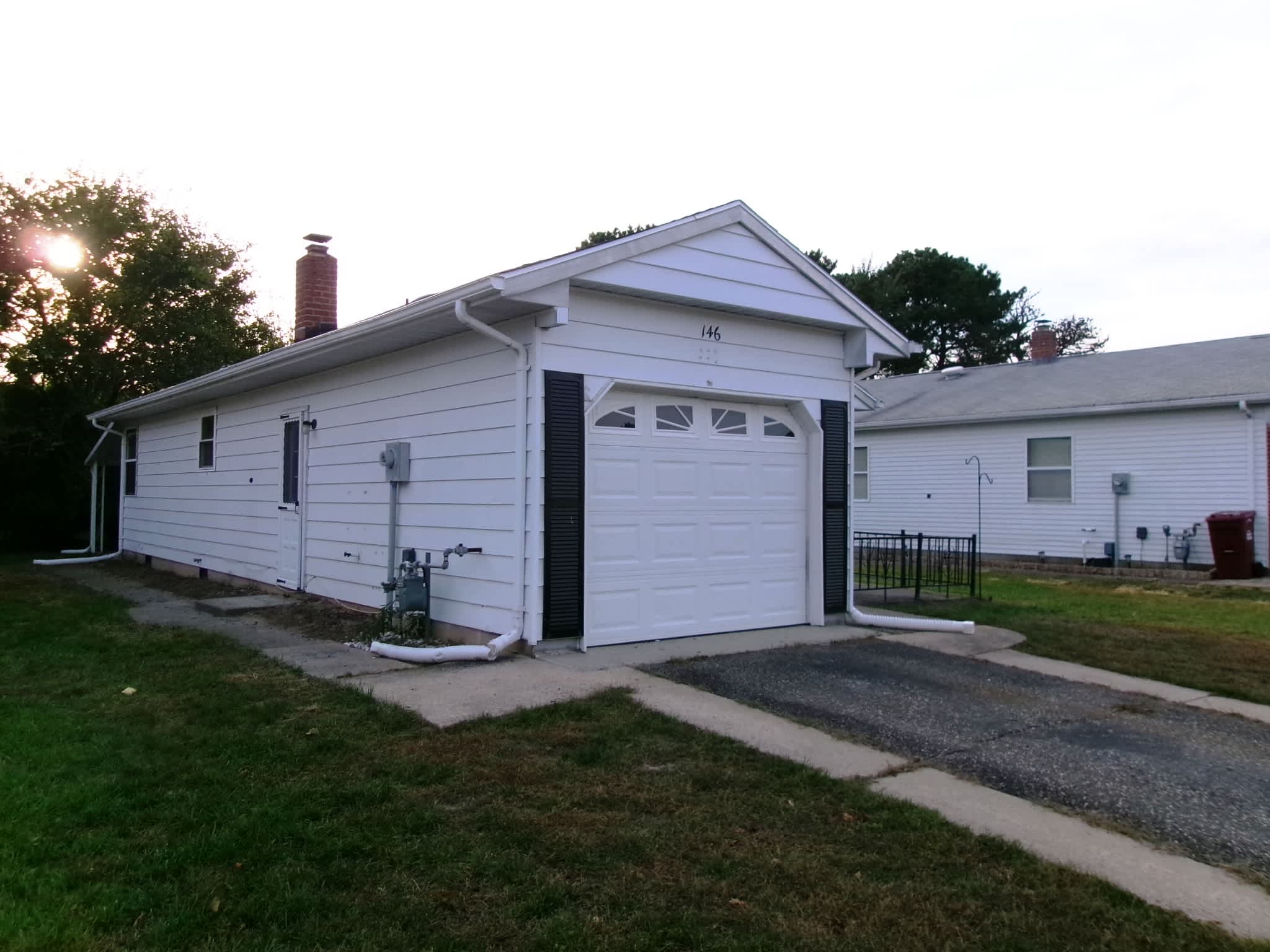 146 Davenport Rd photo