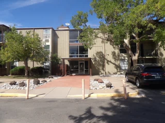 Photograph of 2281 South Vaughn Way Unit 117a, Aurora, CO 80014