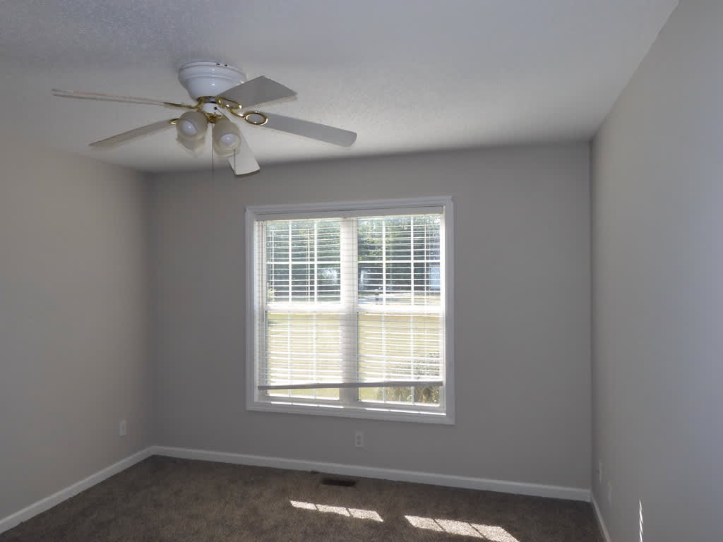 400 Wesley Dr photo