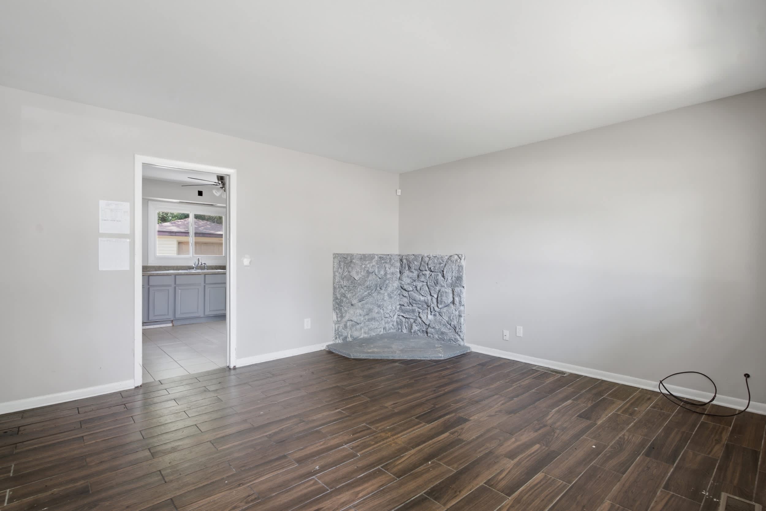 703 Circle Dr photo