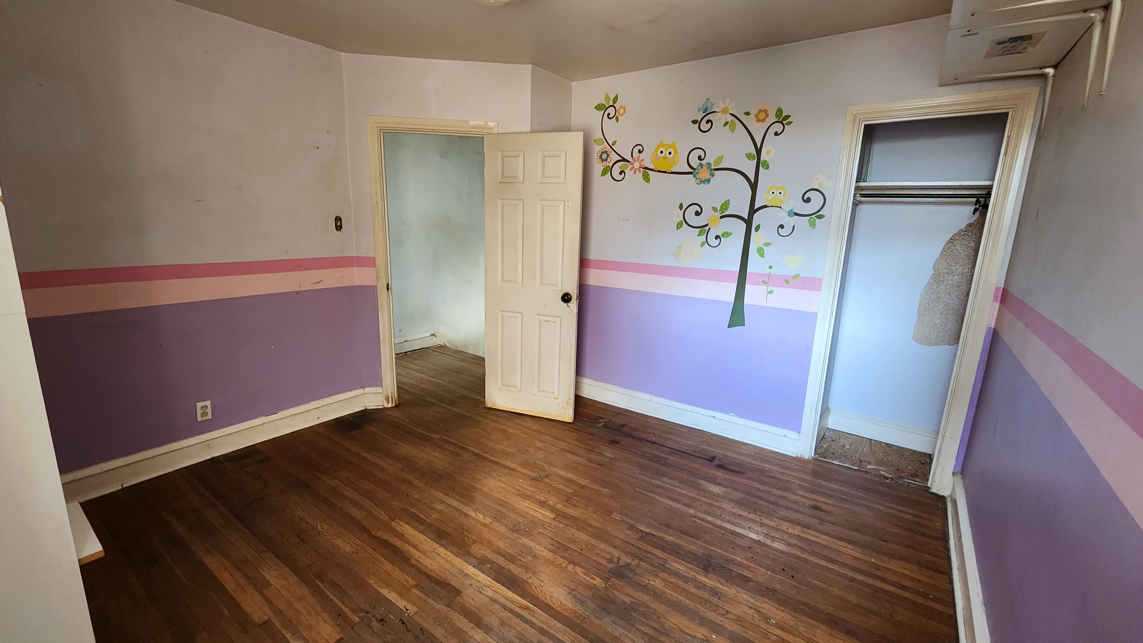 3411 Chippendale Ave photo