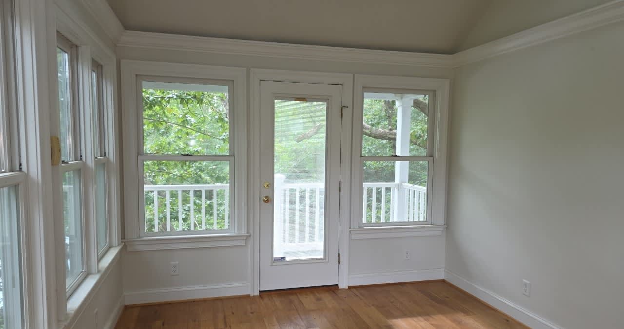 235 Oak Point Dr photo