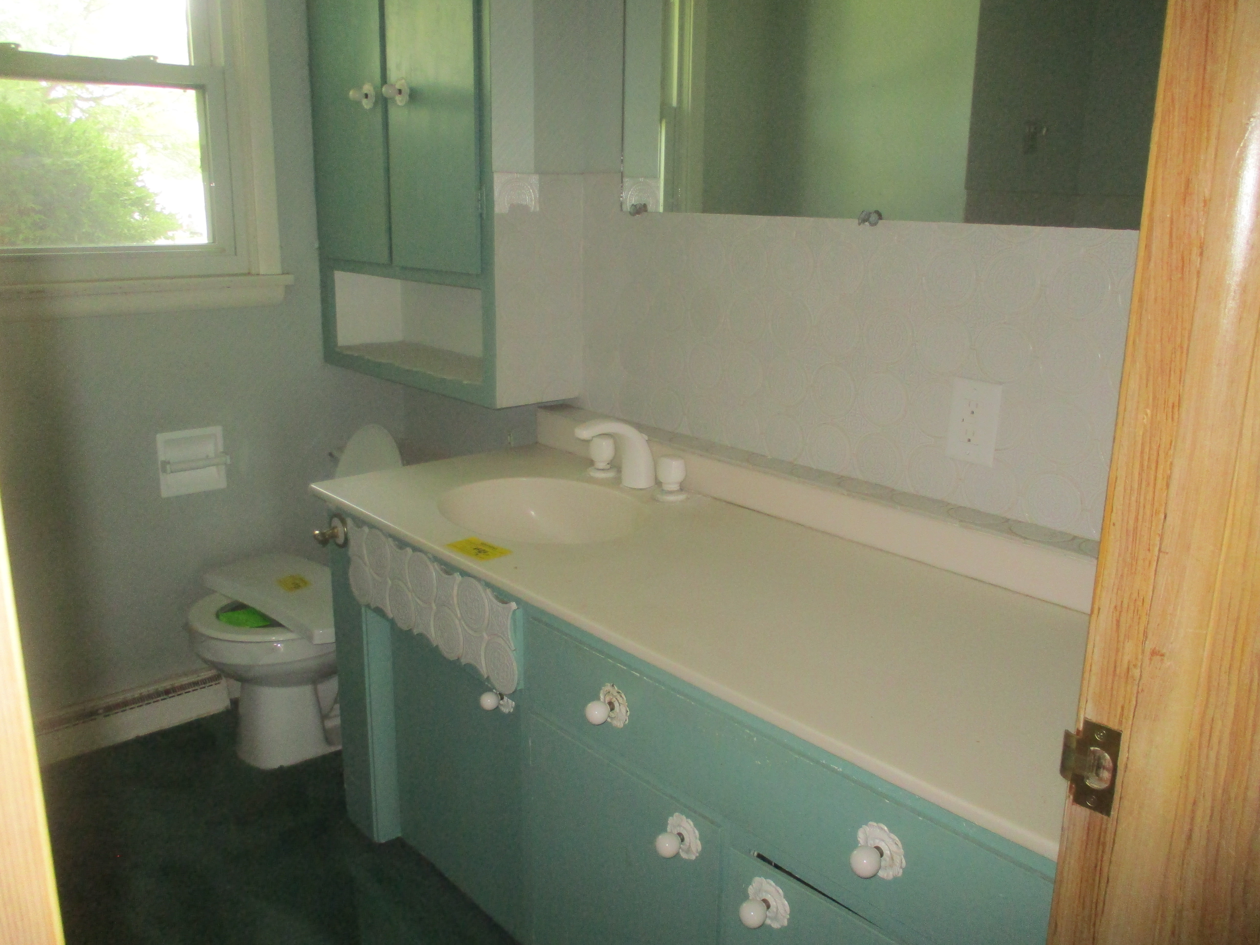 917 Lawndale Ave photo