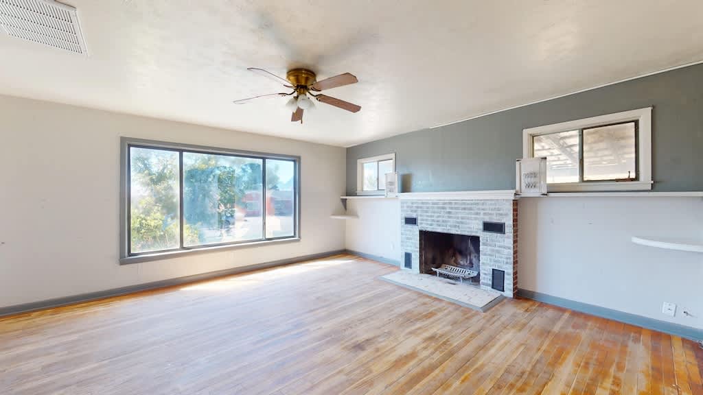 1102 Cedar Ave photo