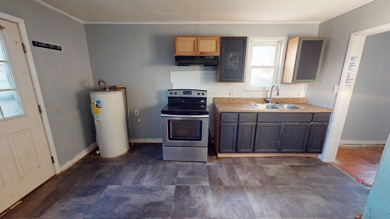 1128 Hugo Street photo
