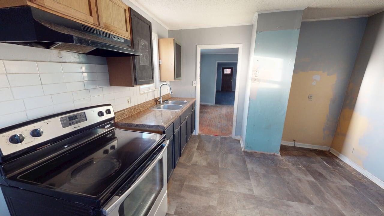 1128 Hugo Street photo