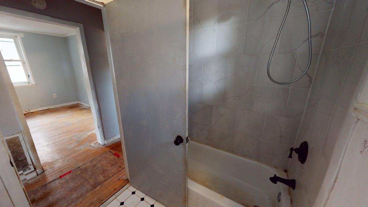 1128 Hugo Street photo