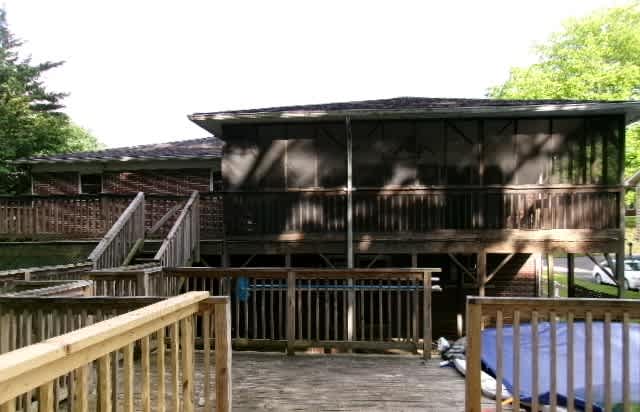 1105 Pinewood Dr photo