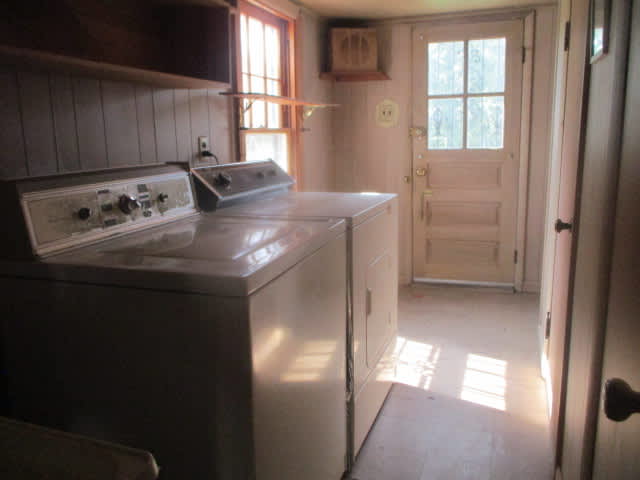404 Maple NW photo