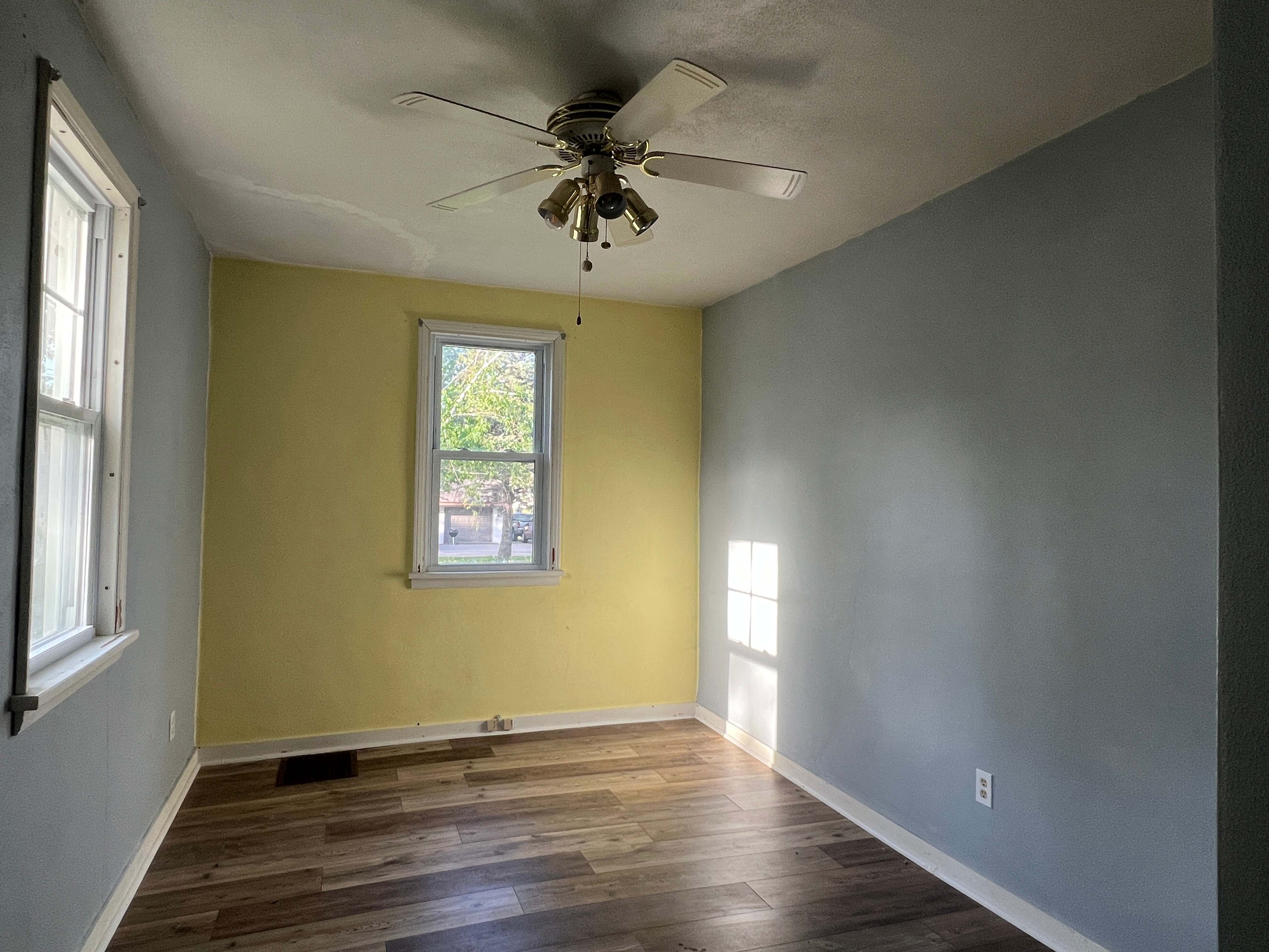 536 Gambia Ave photo