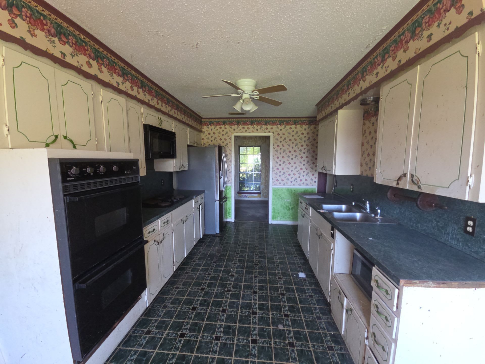 7938 Fm 987 photo