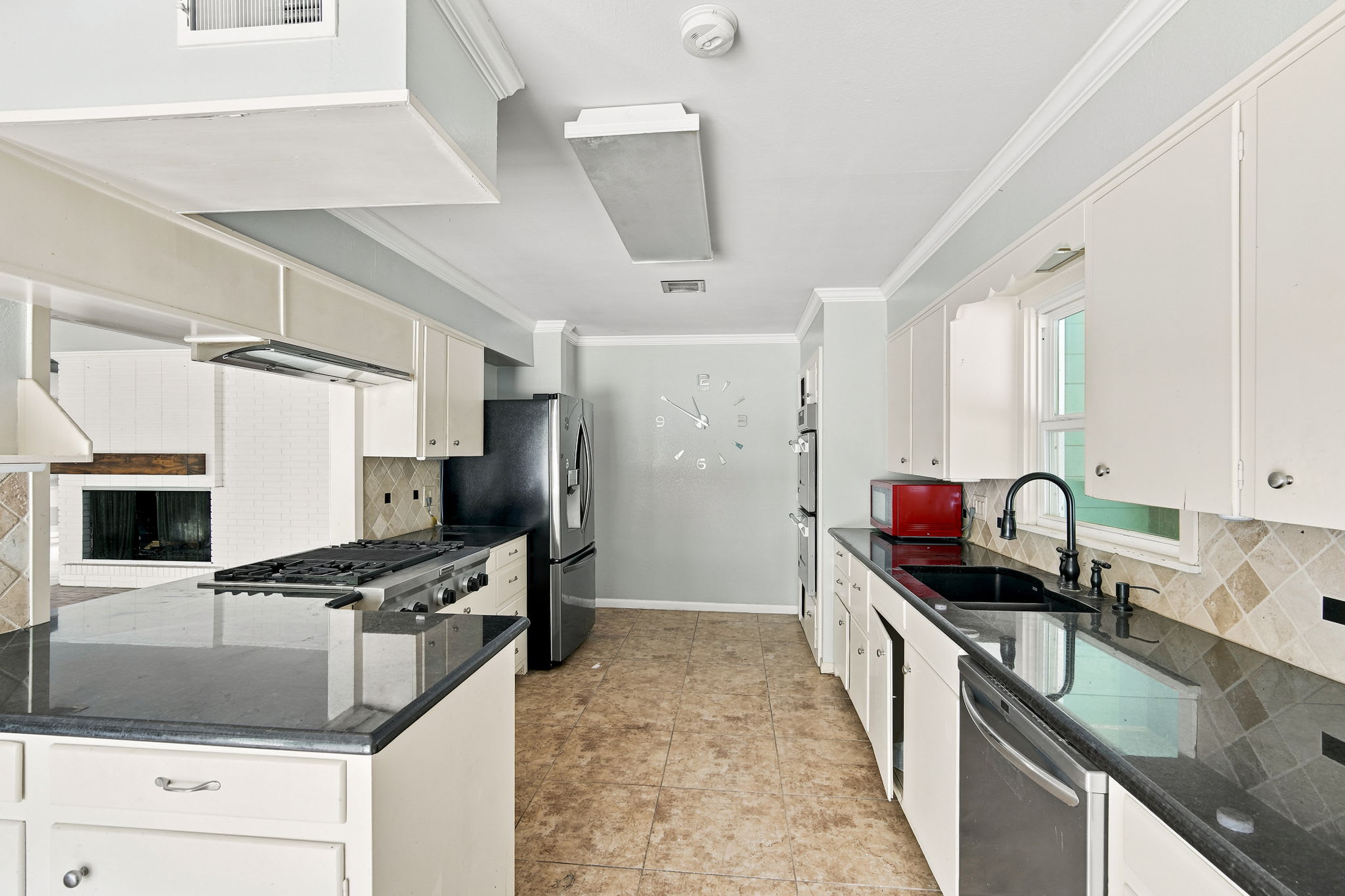 1444 Oaklawn Dr photo