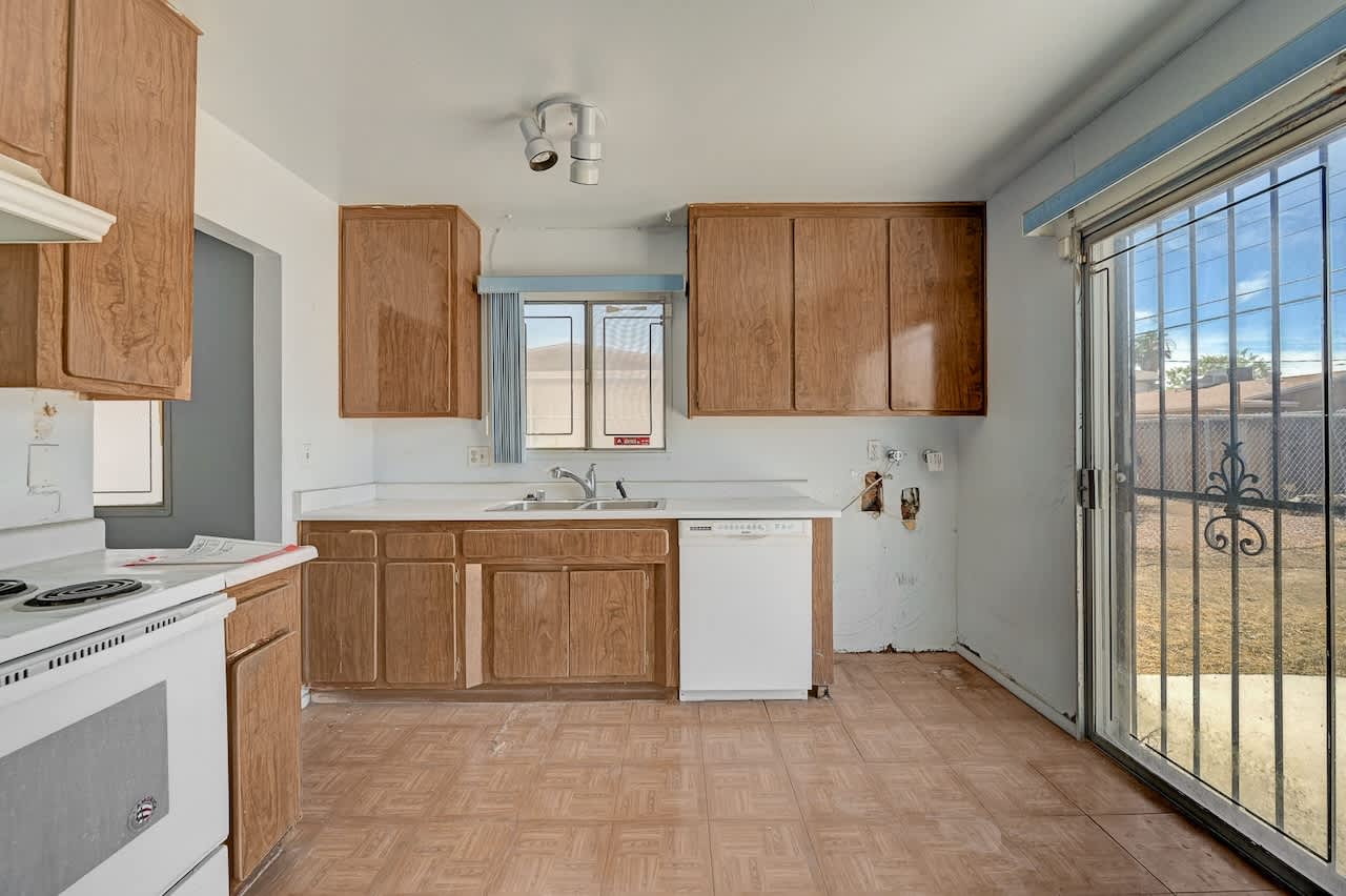 1209 Helen Ave photo