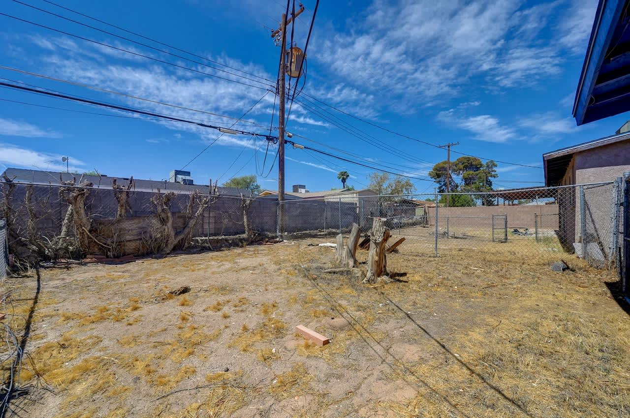 1209 Helen Ave photo