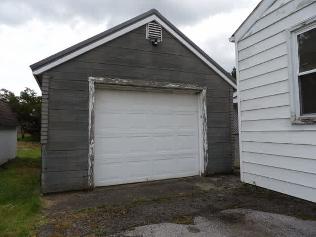 716 Demuth St photo