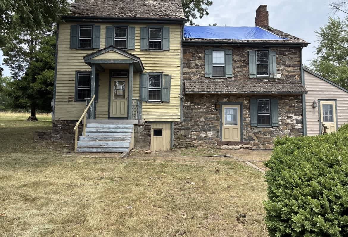 Single Family Home 3BR 2.1BA - 1258 Bear Tavern Rd, Hopewell Twp, NJ