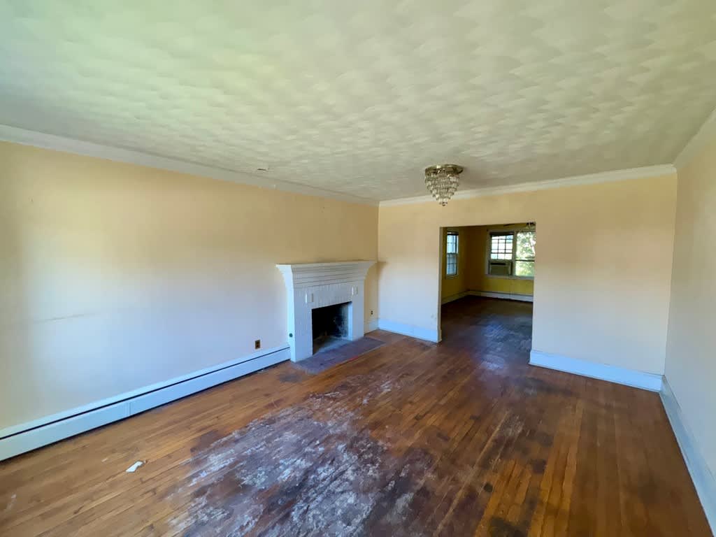 2910 Woodland Ave photo