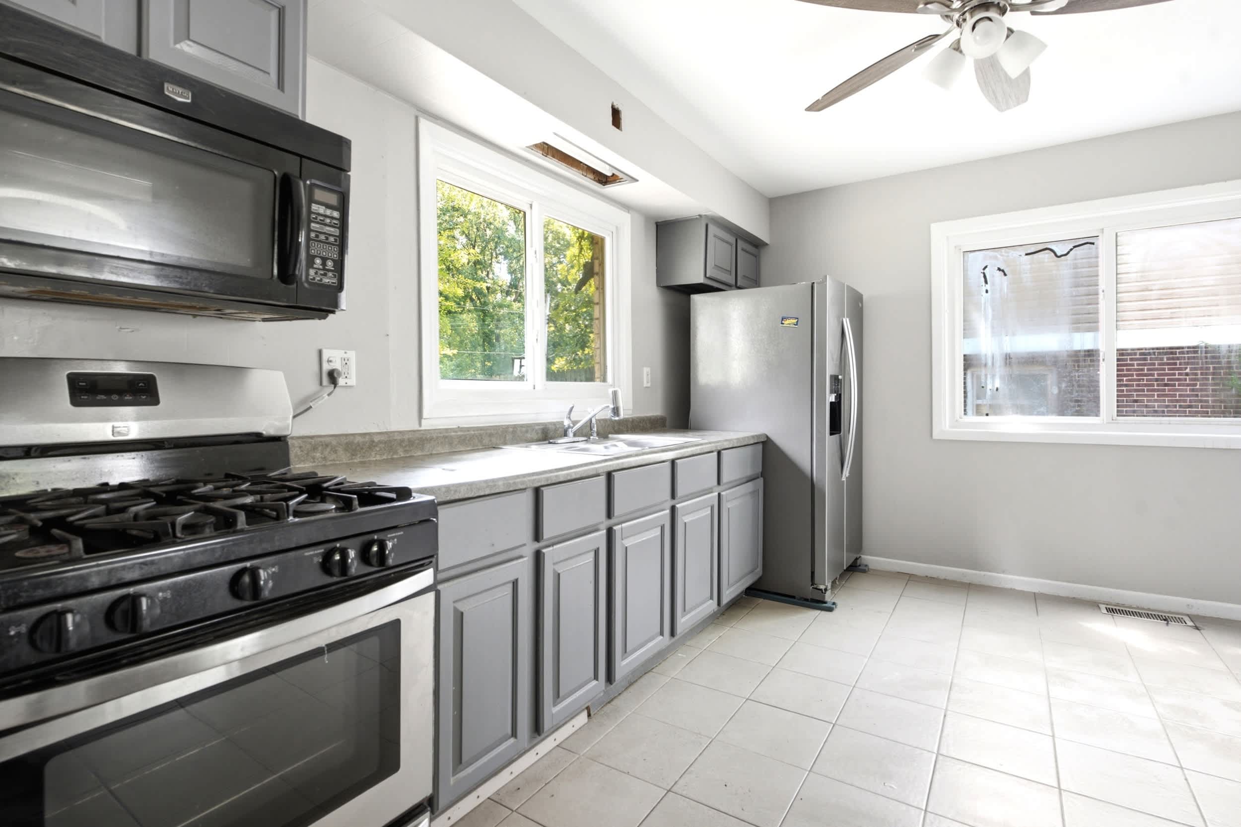 703 Circle Dr photo